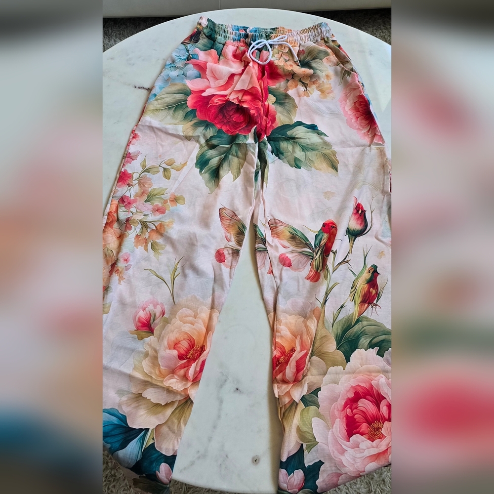 Italian Beautiful Floral Palazzo Pants Size L/10 - Picture 9 of 13
